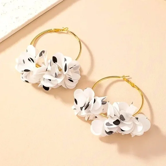 Black and White Polkadot Flower Hoop Earrings - Picture 3 of 5